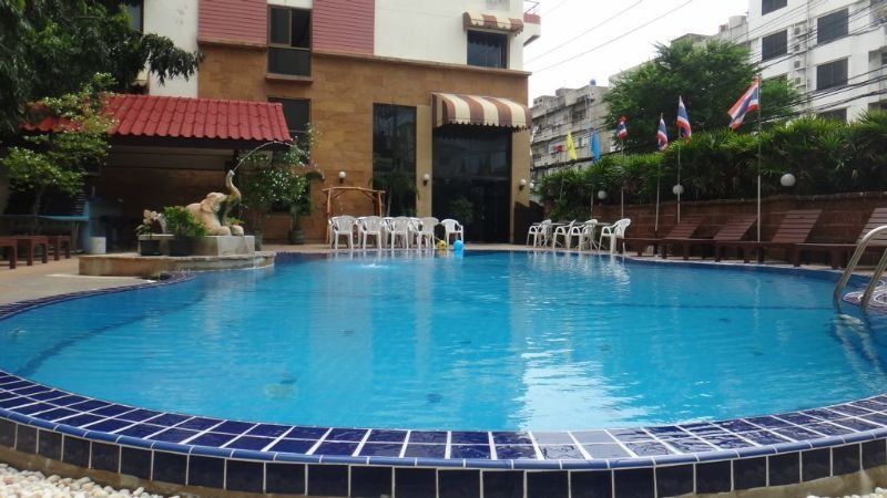 Eurostar International Hotel Бана-Нонг-Табайк Экстерьер фото